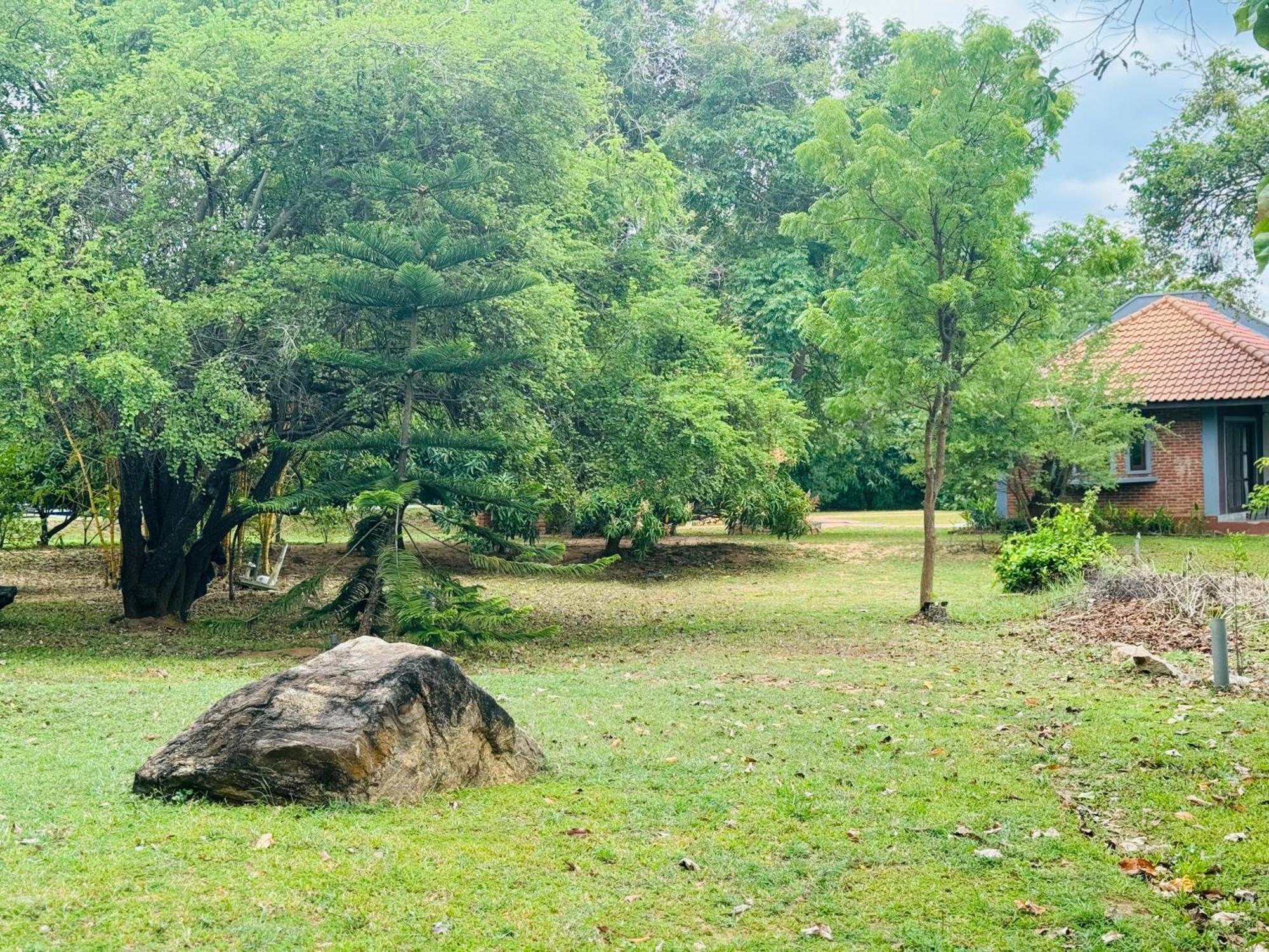 Foresta Resort Sigiriya Habitación foto